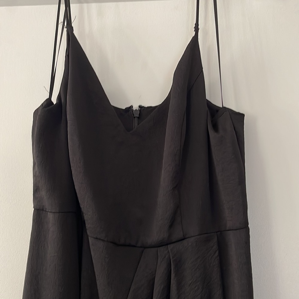Beautiful lbd - Picture 2 of 5